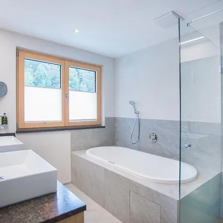 Verwoehnhotel Kristall فندق