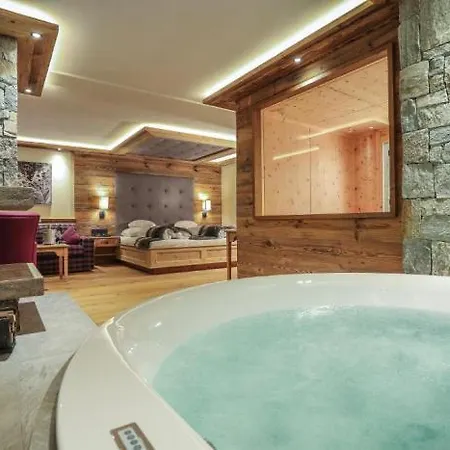 מלון Verwoehnhotel Kristall