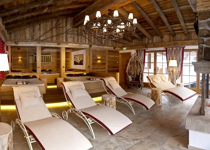 Hotel Verwoehnhotel Kristall 4*