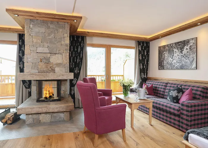 Hotel Verwoehnhotel Kristall 4*