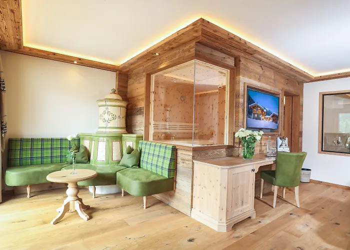 Hotel Verwoehnhotel Kristall 4*