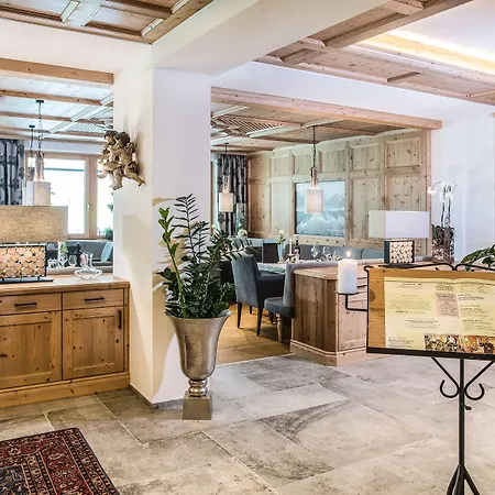 Verwoehnhotel Kristall Pertisau