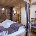 Verwoehnhotel Kristall Otel 4*
