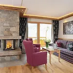 Otel Verwoehnhotel Kristall 4*