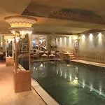 Otel Verwoehnhotel Kristall