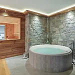 Verwoehnhotel Kristall 4* Pertisau